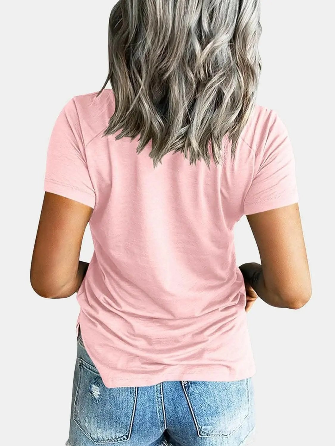V-neck tee with pockets - comfy fit - Love Salve